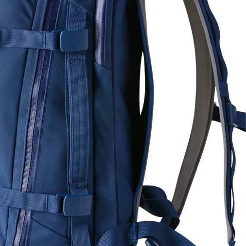 Yeti Crossroads Backpack 27L