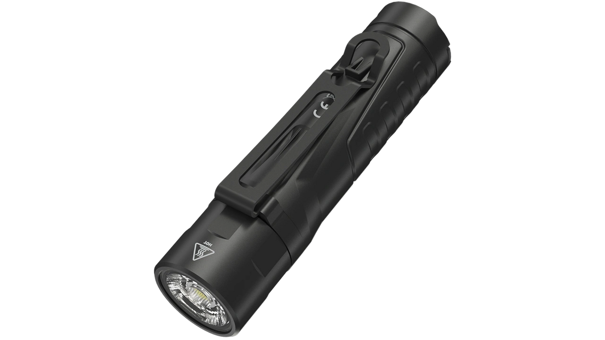 Nitecore MH15 rechargeable torch with power bank
